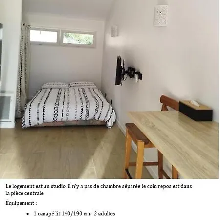 Studio Lumineux Avec Grande Terrasse Ensoleillee Manosque Exterior foto
