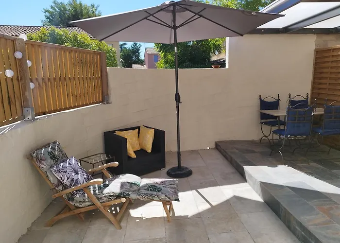 Studio Lumineux Avec Grande Terrasse Ensoleillee